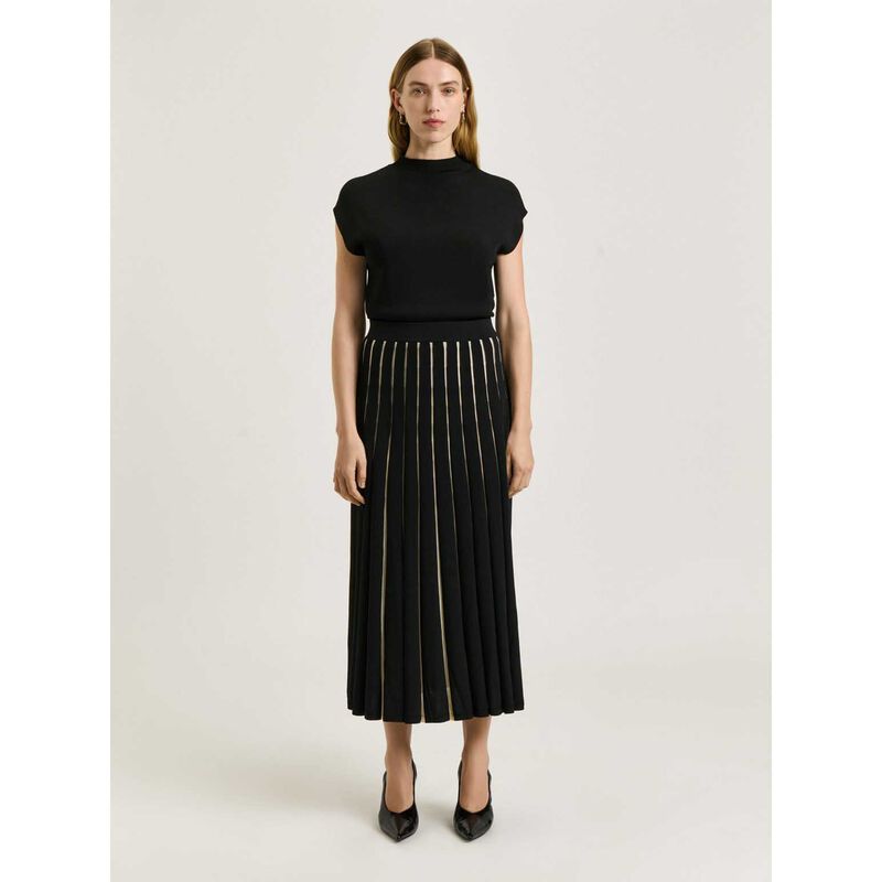 Veronika Maine Matte & Shiny Pleat Knit Skirt image number 3